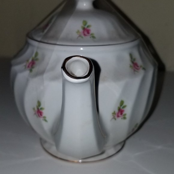 - Teapot, bone china - Picture 2 of 6